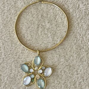 Elegant gold and aquamarine Floral choker